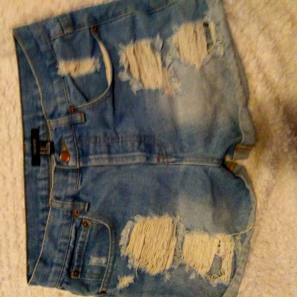 Forever 21 shorts shredded jeans style worn 2